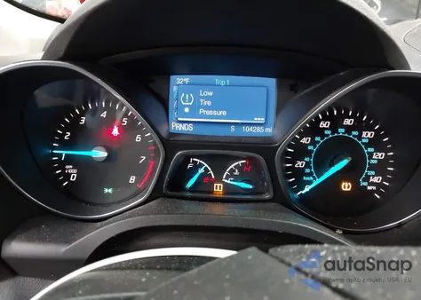 2014 Ford Escape Se z USA, uszkodzony, nr VIN 1FMCU9G95EUB95082